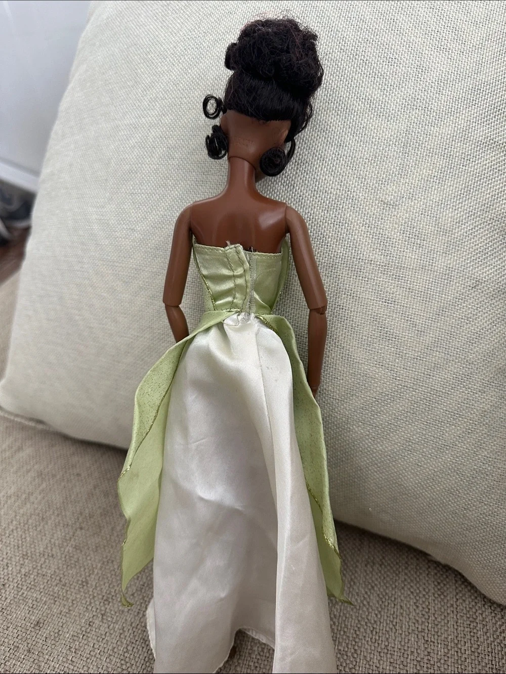 Disney Store Classic Doll Collection Tiana Princess the Frog 12-inch Doll